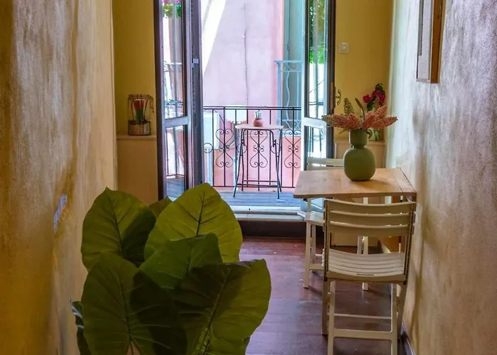 Mythos -old Town-old Harbour Chania