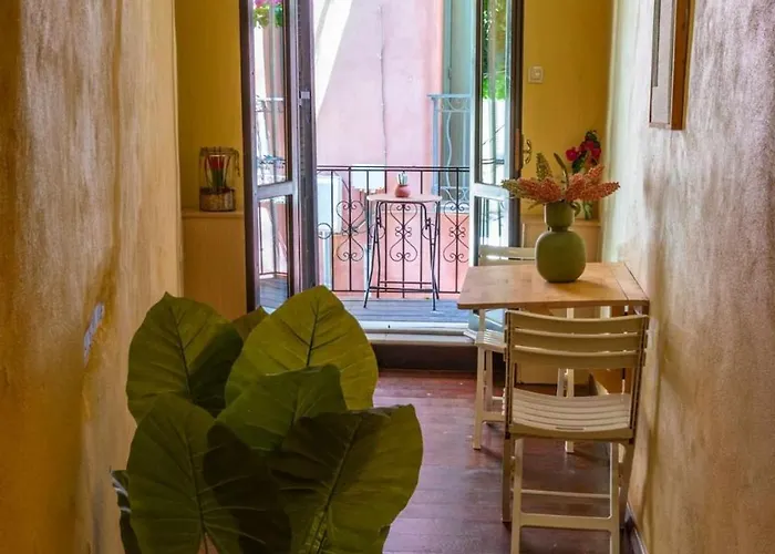 Mythos -old Town-old Harbour Chania Chania (Crete)